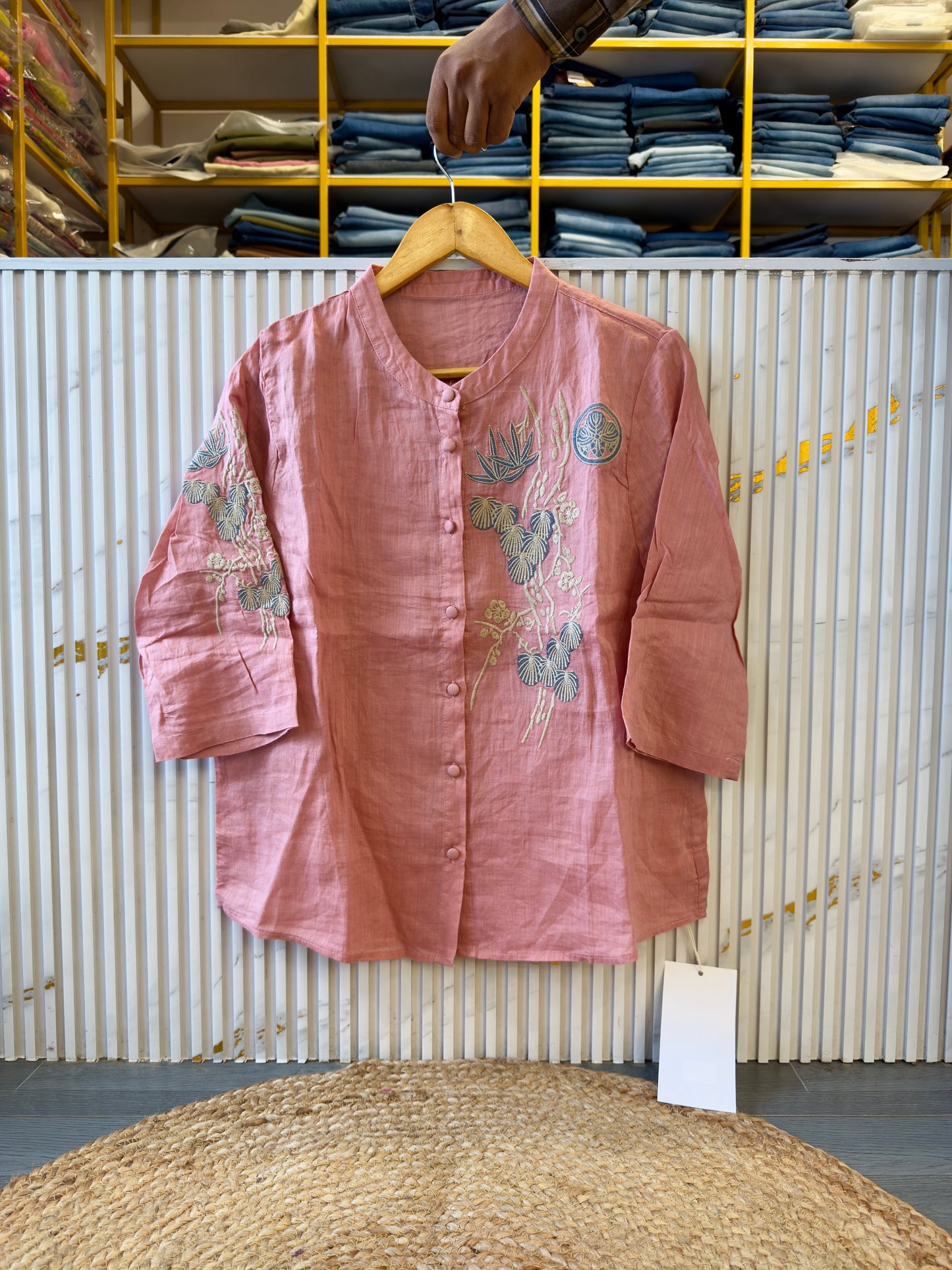 PREMIUM PURE LINEN SLEEVE N FRONT EMBROIDERY TOP