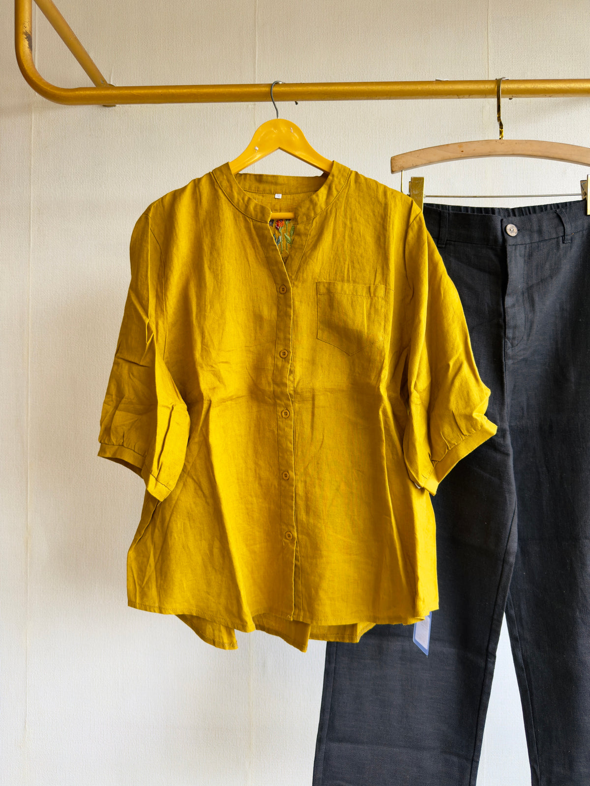 BACK FLOWER EMBROIDERY TOP LINEN TOP WITH LINEN STRAIGHT PANT SET