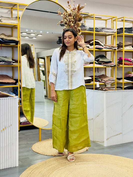 WHITE EMBROIDERY LINEN TOP WITH LINEN PANT SET