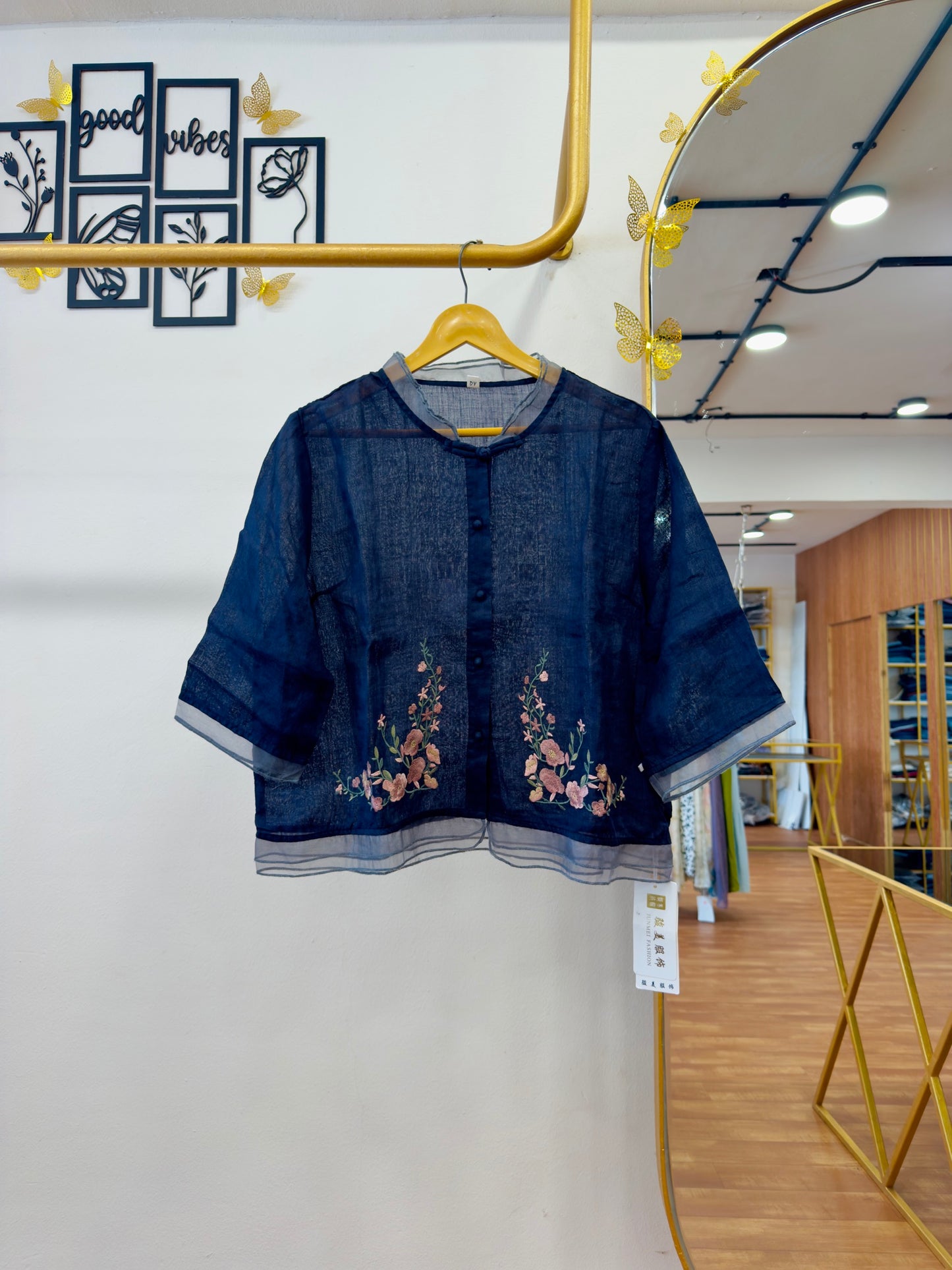 NAVY BLUE EMBROIDERY LINEN TOP