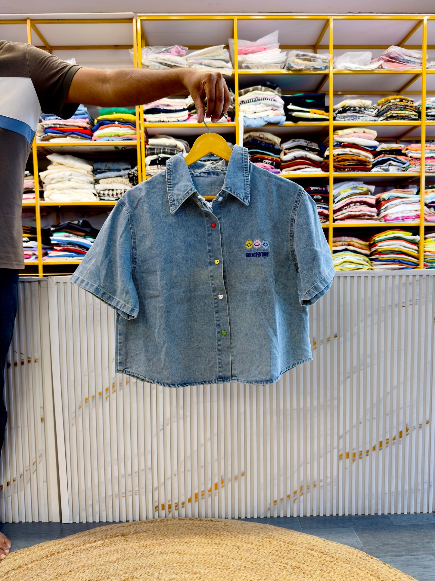 DENIM POCKET EMBROIDERY CROP TOP