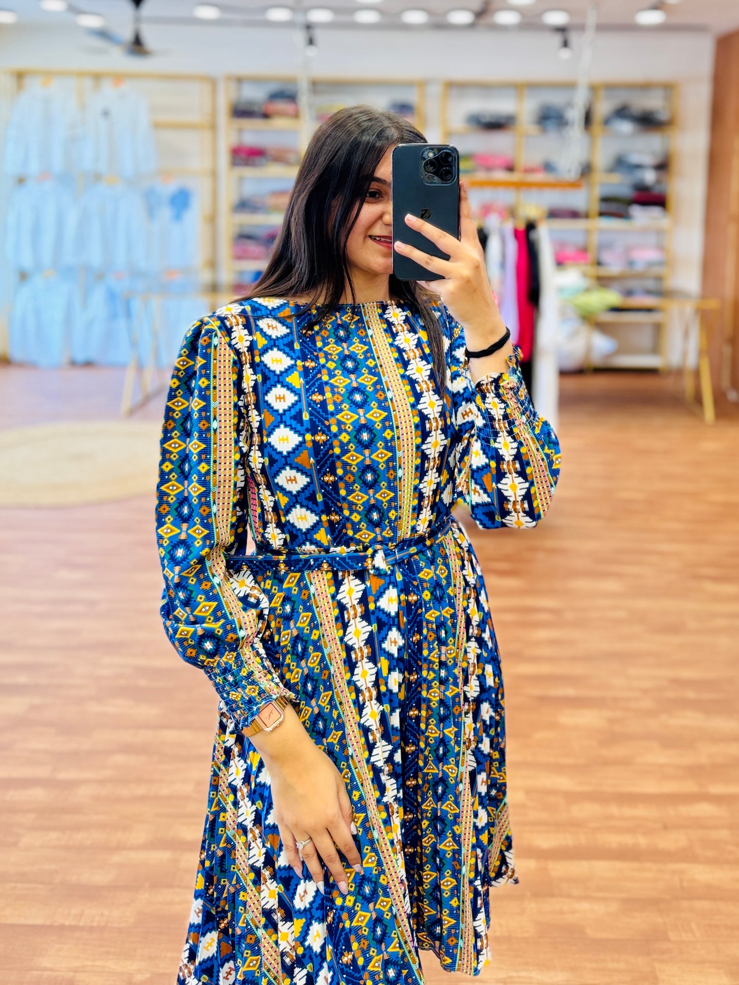 PRINTED KNEE LENGTH CRUSH DRESS