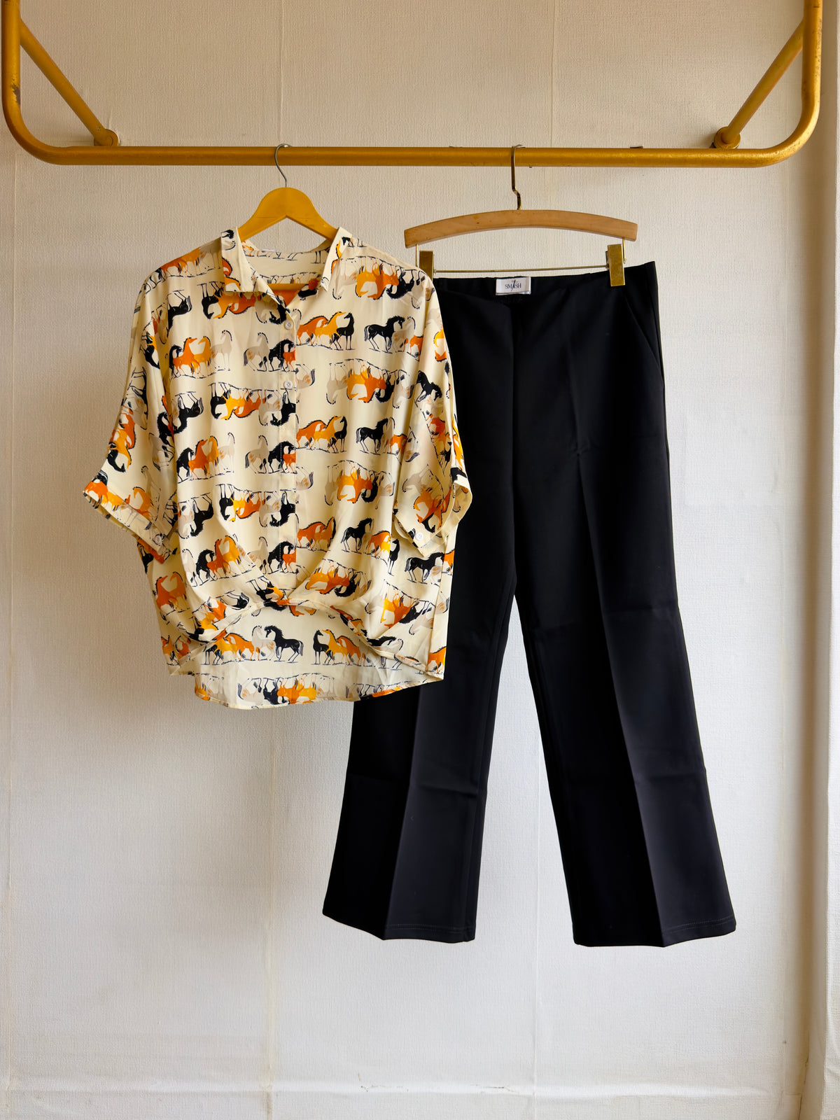 PRINTED TOP  WITH BELL BOTTOM PANT SET