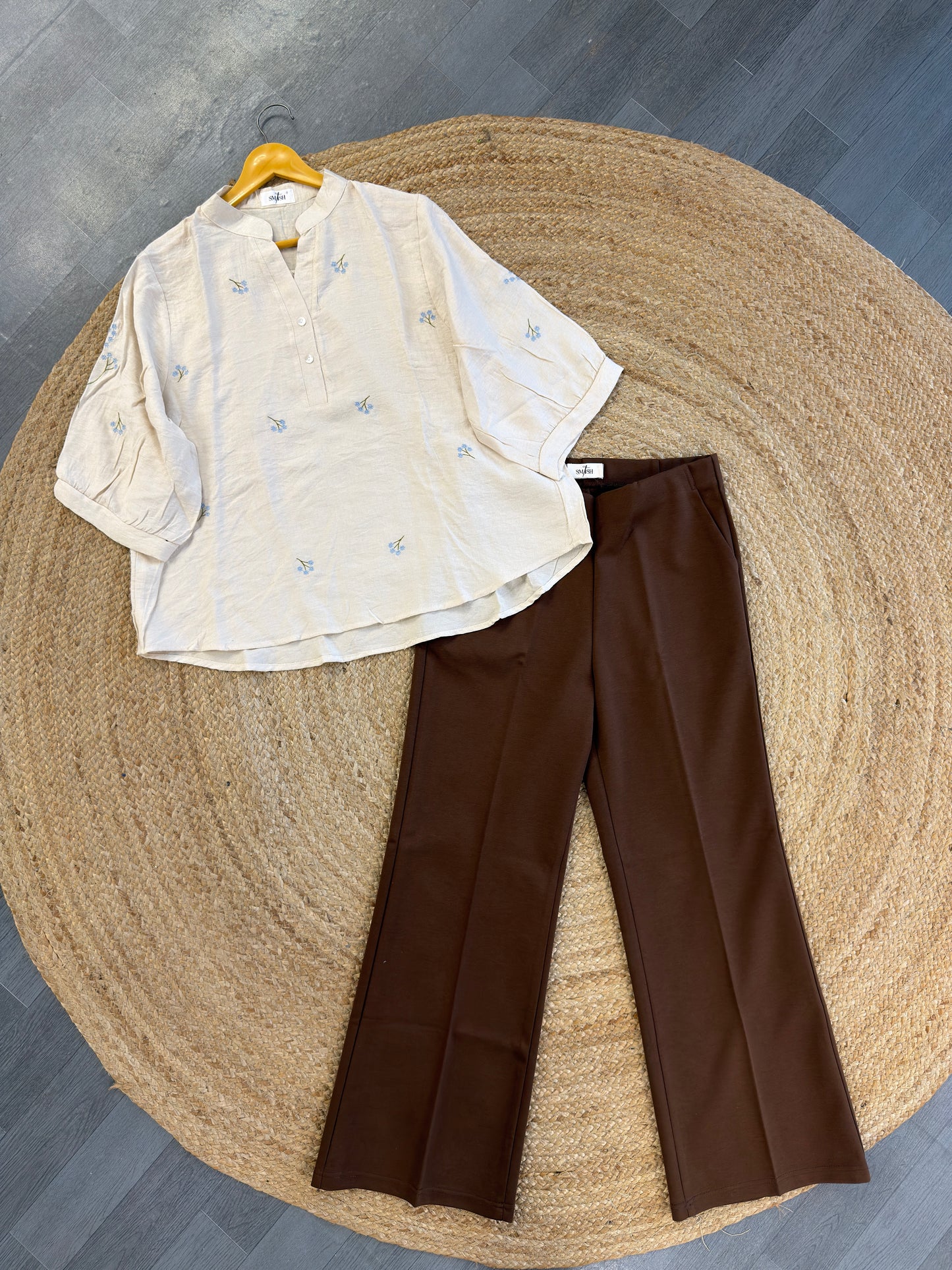 OFF WHITE FLOWER EMBROIDERY TOP WITH BELL BOTTOM PANT SET