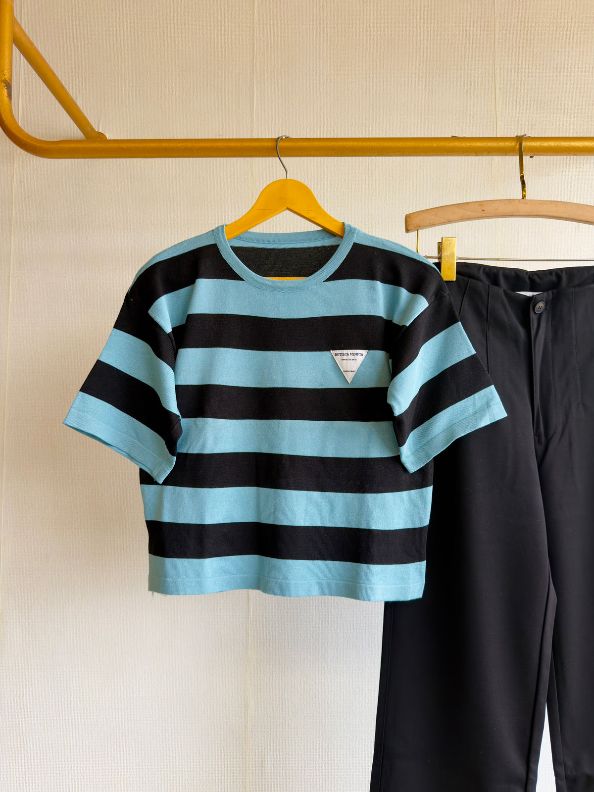 STRIPS SOFT KNITTING CROP TEES  WITH STRAIGHT PANT SET