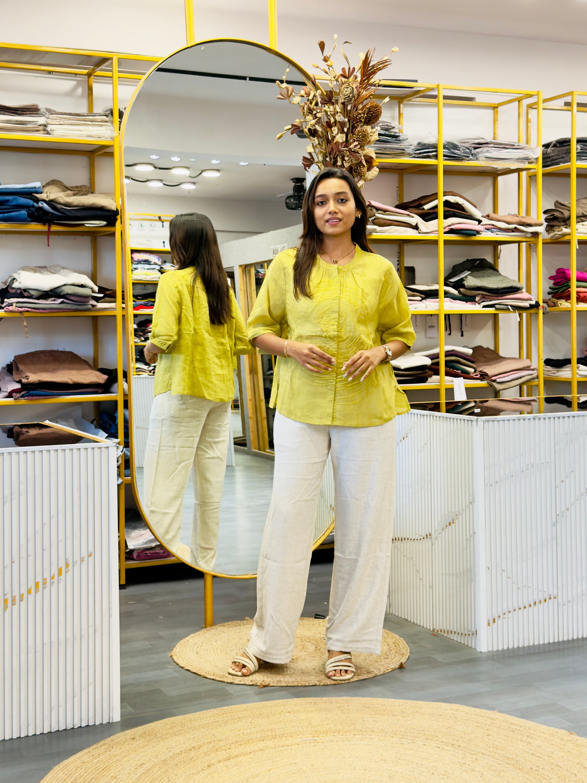 PISTA LINEN EMBROIDERY TOP WITH LINEN STRAIGHT PANT SET