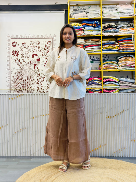 WHITE EMBROIDERY LINEN TOP  WITH LINEN COMFORTABLE PANT SET