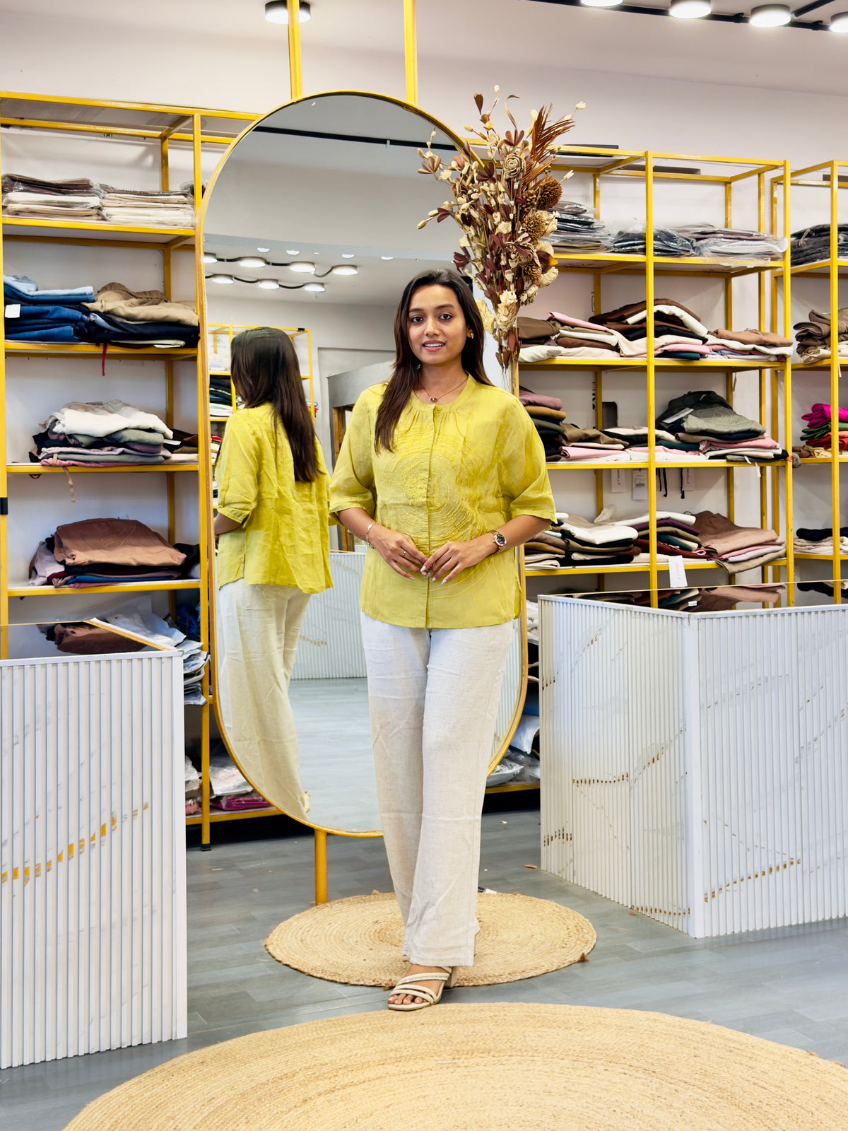 PISTA LINEN EMBROIDERY TOP WITH LINEN STRAIGHT PANT SET