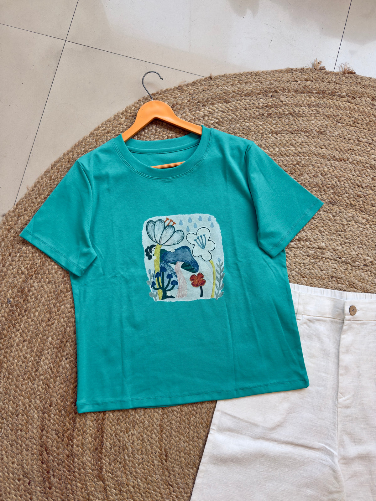 TRENDING COLOUR COTTON PRINT TSHIRT WITH LINEN STRAIGHT PANT SET