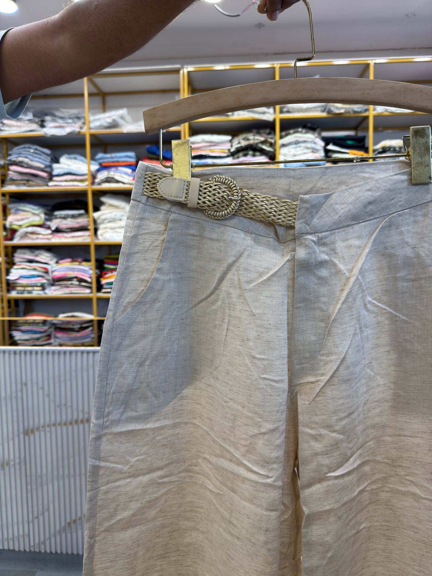 SIDE BELT PATTERN STRAIGHT LINEN TROUSER PANT