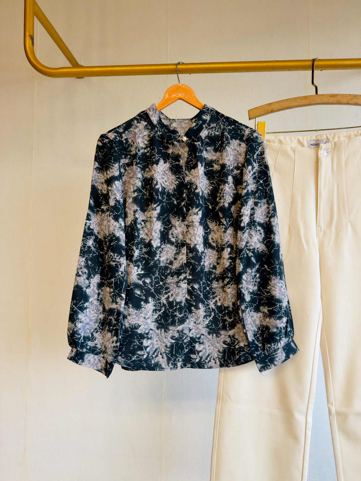 PRINT IMPORTED TOP  WITH STRAIGHT FIT PANT SET