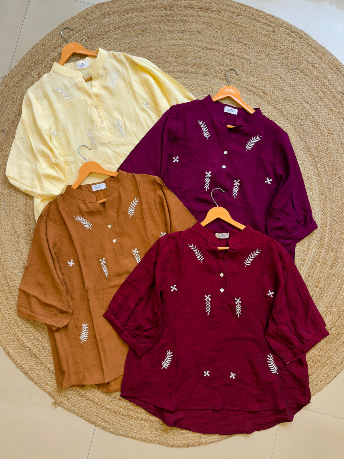 CASUAL LEAF EMBROIDERY LONG  TOP
