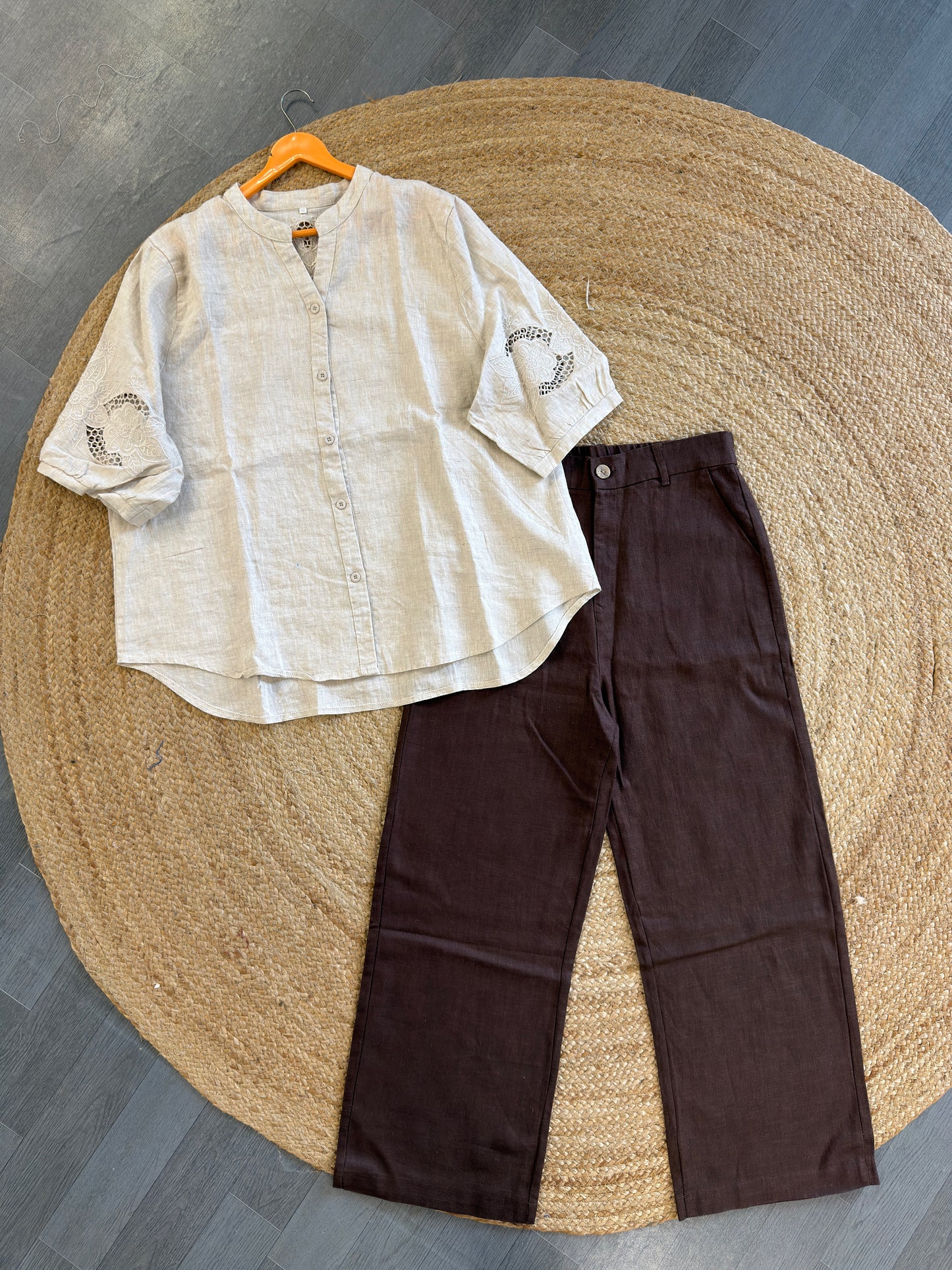 NATURAL CUTWORK EMBROIDERY LINEN TOP WITH LINEN STRAIGHT PANT SET