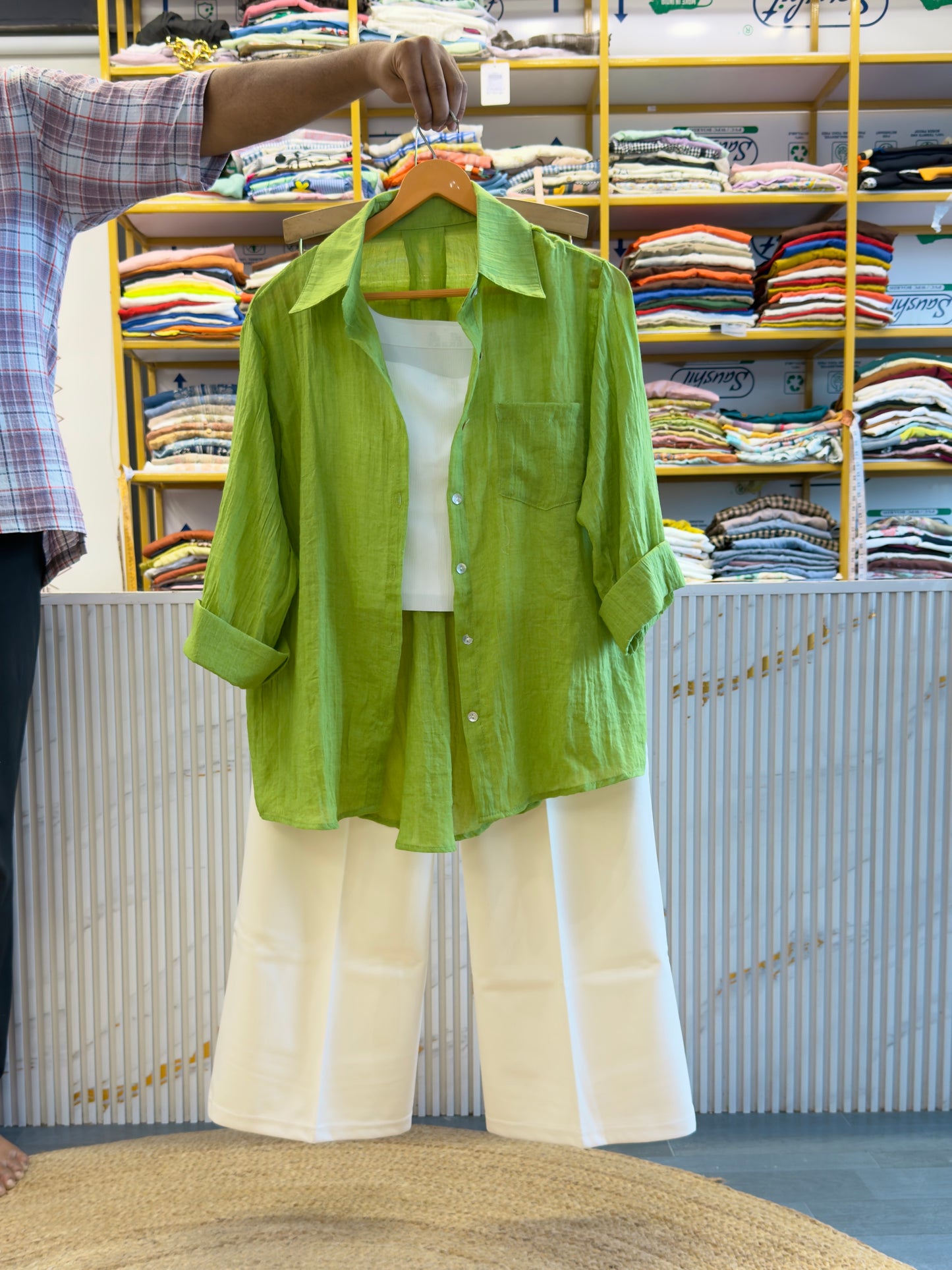 MUL COTTON PLAIN SHORT SPAGHETTI WITH BELL BOTTOM PANT SET