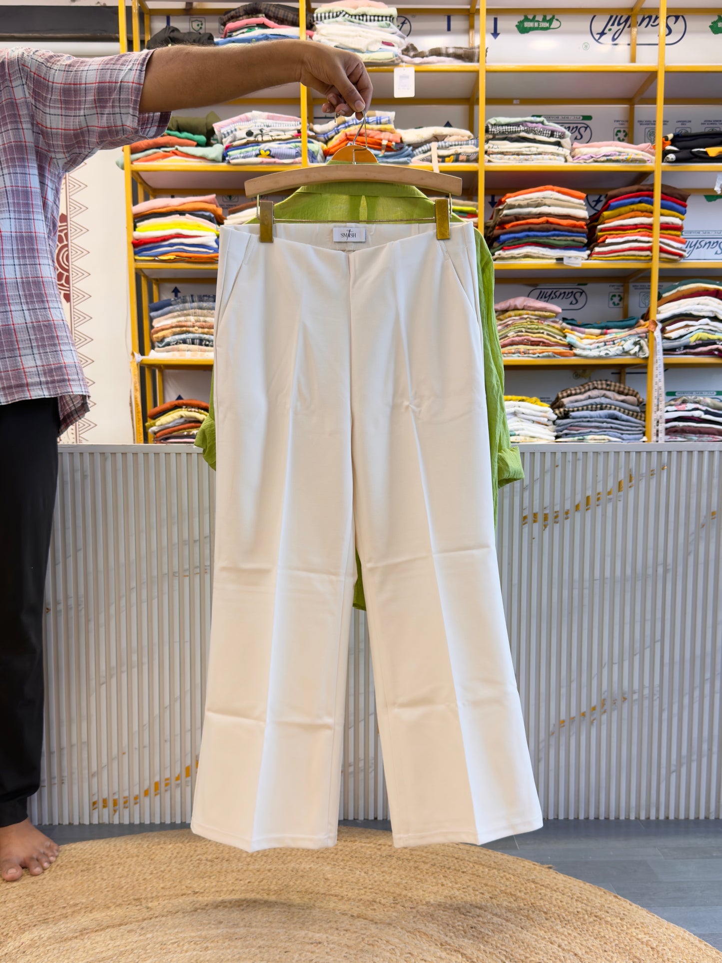 MUL COTTON PLAIN SHORT SPAGHETTI WITH BELL BOTTOM PANT SET