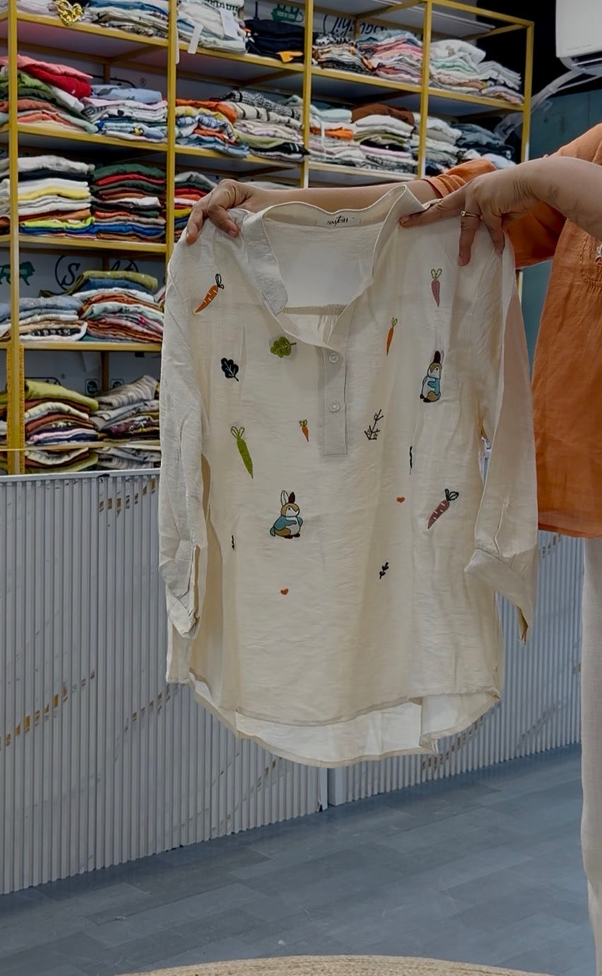 RABIT EMBROIDERY CASUAL TOP