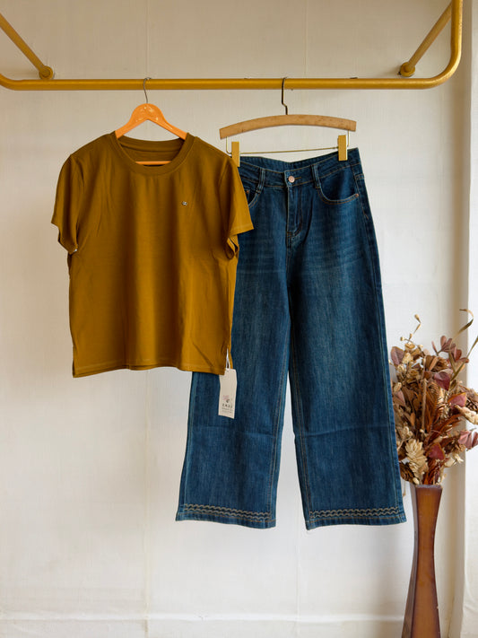 BROWN CASUAL PREMIUM PLAIN TSHIRT WITH STRAIGHT DENIM PANT SET