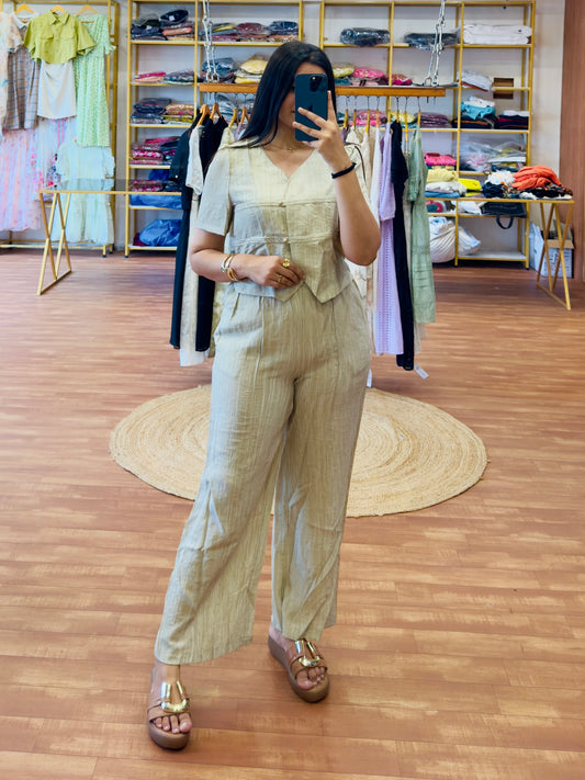 CROP TOP WITH STRAIGHT PANT COORDSET