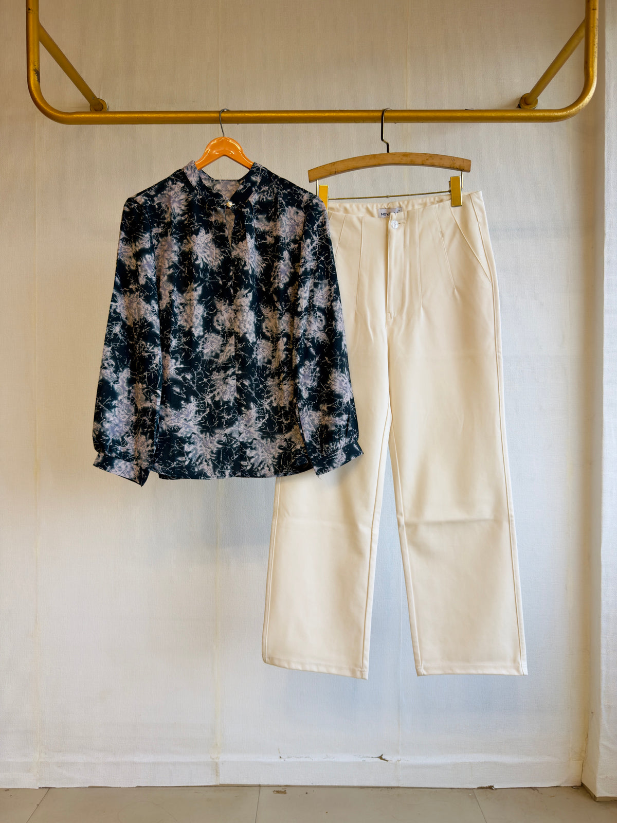 PRINT IMPORTED TOP  WITH STRAIGHT FIT PANT SET