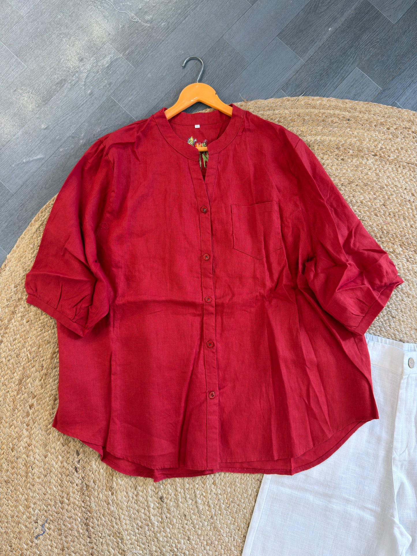 RED BACK EMBROIDERY LINEN TOP WITH LINEN STRAIGHT PANT SET