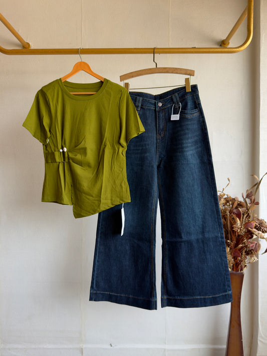 GREEN SHADE SIDE PEARL BROACH TSHIRT WITH BELL BOTTOM FIT DENIM PANT SET