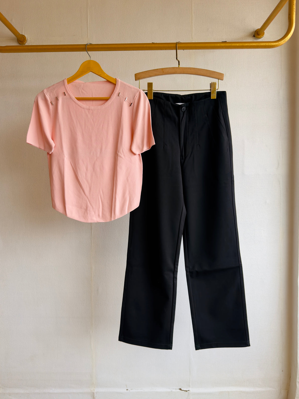 PINK SOFT KNITTING TEES  WITH STRAIGHT PANT SET