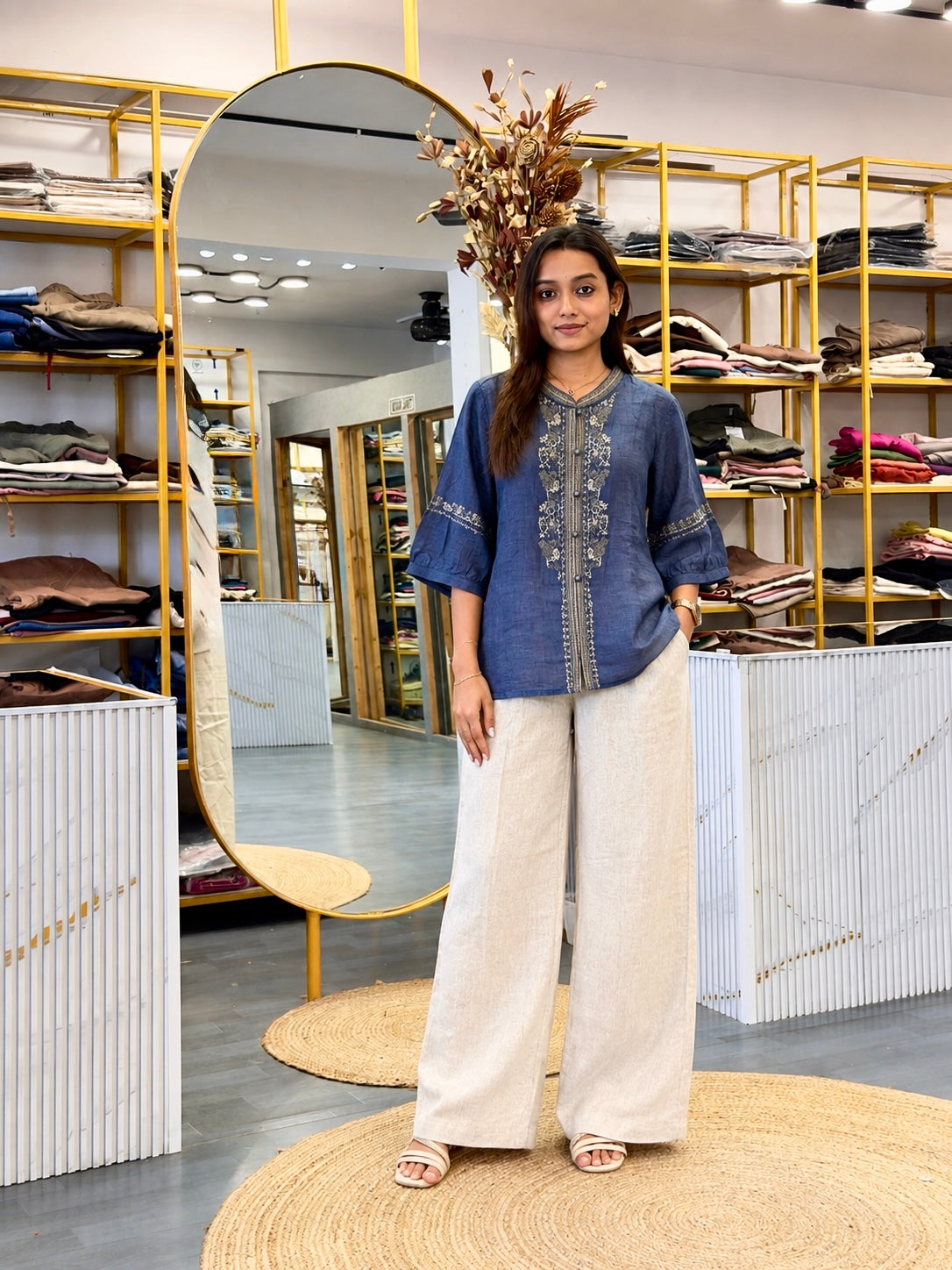 BLUE LINEN EMBROIDERY TOP WITH LINEN STRAIGHT PANT SET