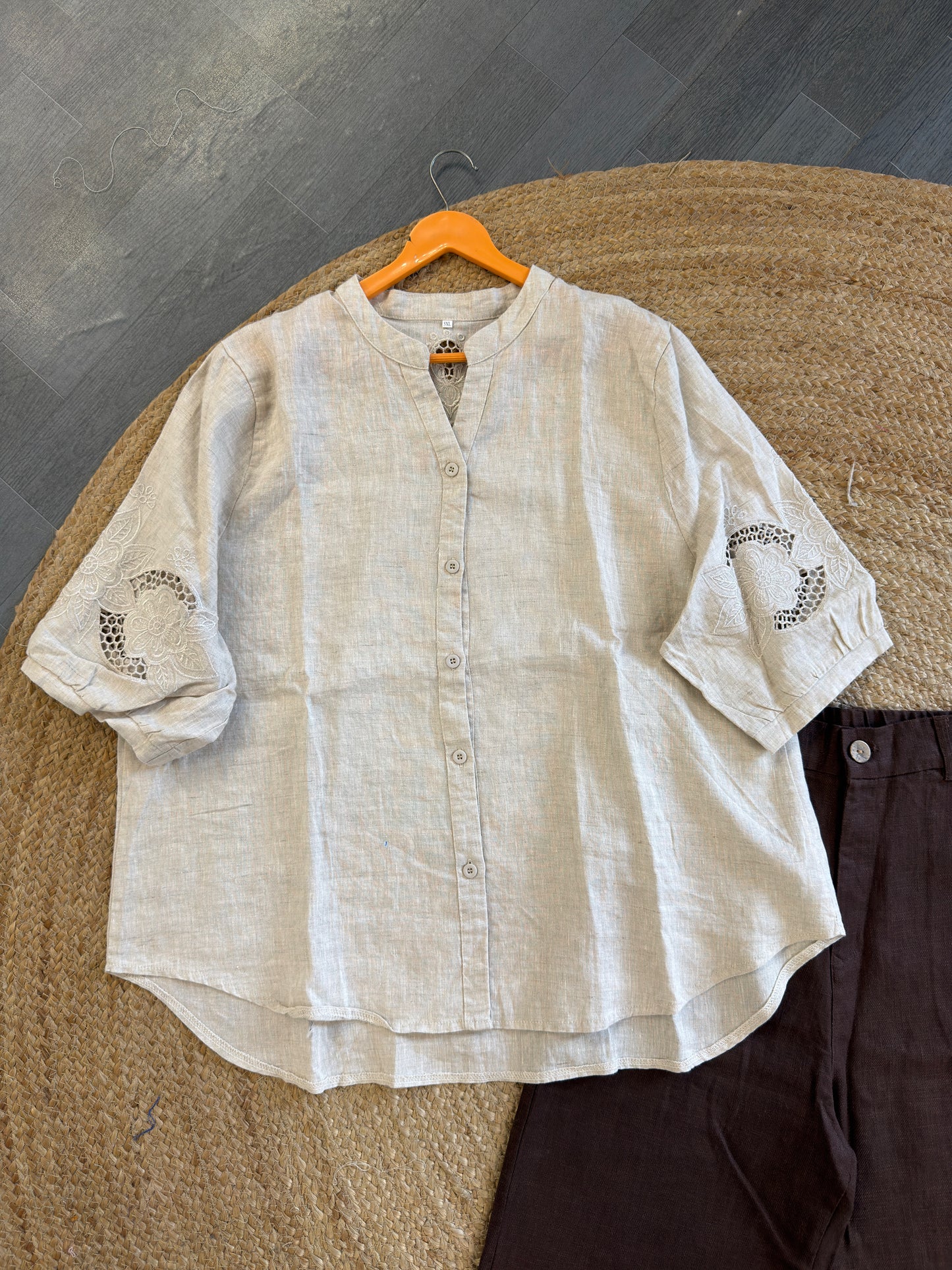 NATURAL CUTWORK EMBROIDERY LINEN TOP WITH LINEN STRAIGHT PANT SET