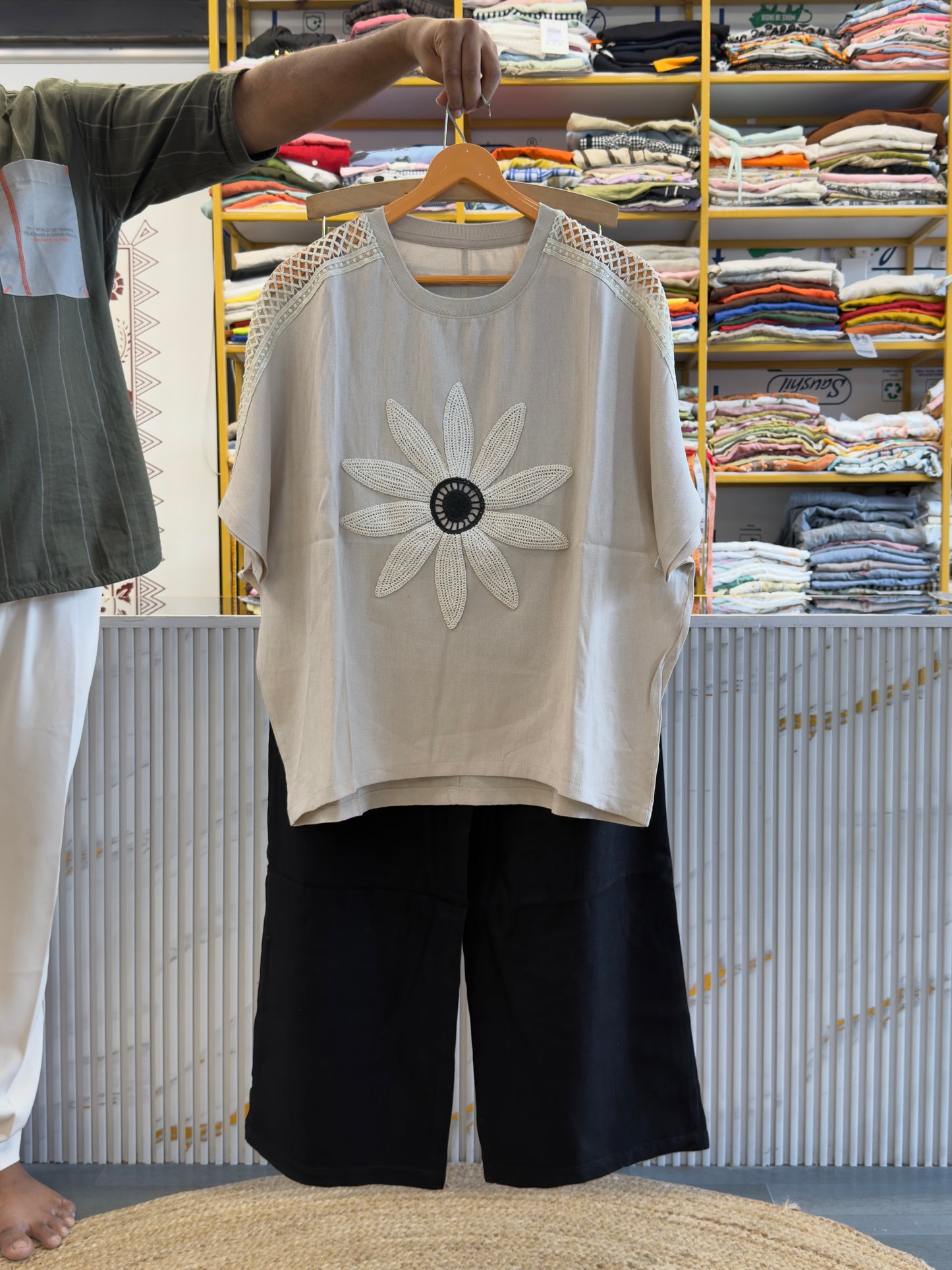 FAWN SUNFLOWER PONCHO STYLE TSHIRT CUM TOP  WITH LINEN PANT SET