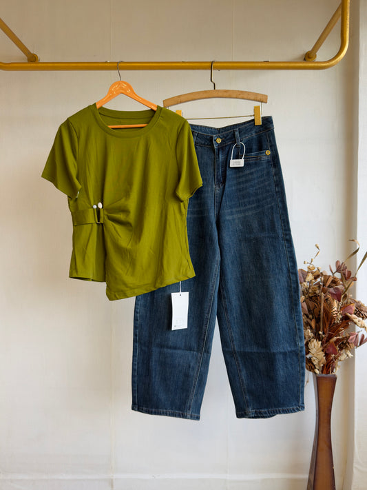 GREEN SIDE PEARL BROACH TSHIRT WITH BARREL FIT DENIM PANT SET