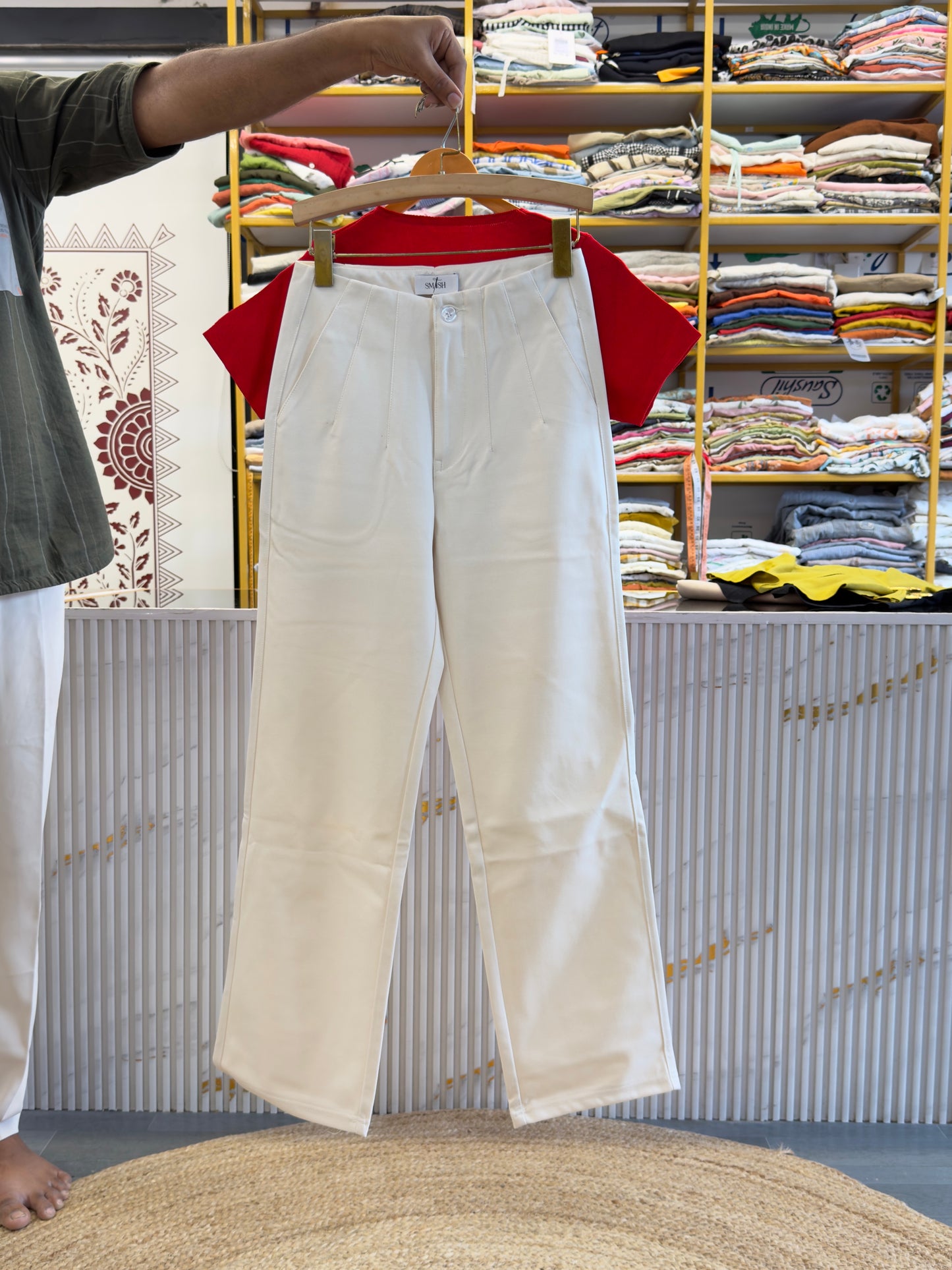 RED CROP SOFT KNITTING TOP  WITH STRAIGHT STRETCHABLE TROUSER PANT SET