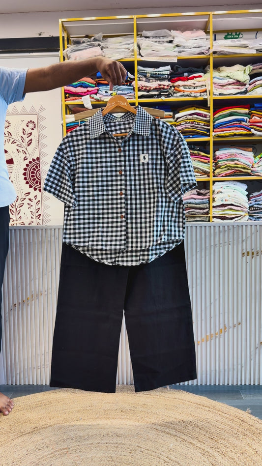 BLACK WHITE CHEX CROP COTTON SHIRT WITH LINEN STRAIGHT PANT SET