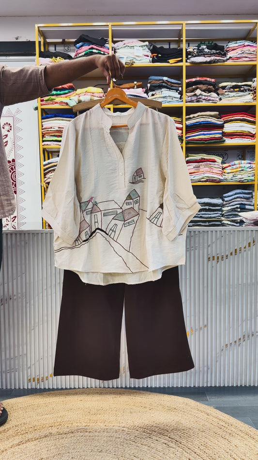 HOUSE EMBROIDERY TOP WITH SIDE STRIPS PANT SET