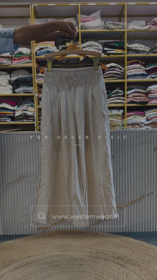 SLEEVELESS TOP WITH SOFT LINEN WAIST EMBROIDERY PANT SET