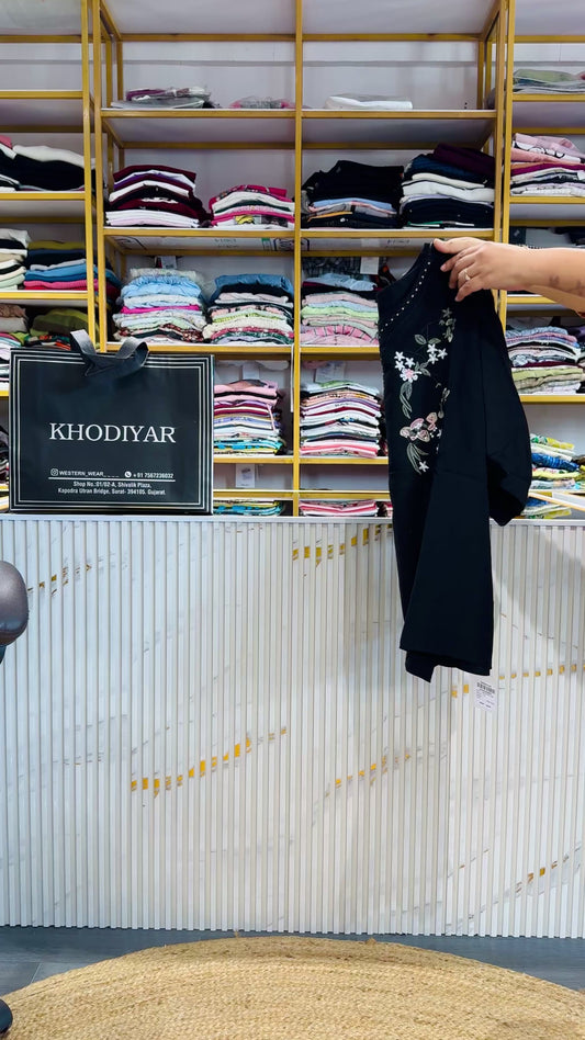 FLOWER EMBROIDERY COTTON VISCOUS BLACK  TOP