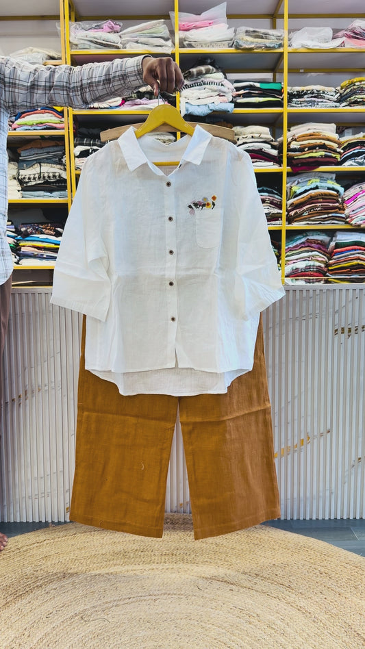 WHITE POCKET FLOWER EMBROIDERY LINEN SHIRT WITH LINEN STRAIGHT PANT SET