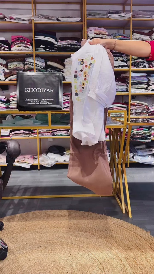 WHITE EMBROIDERY TOP WITH LINEN PANT SET