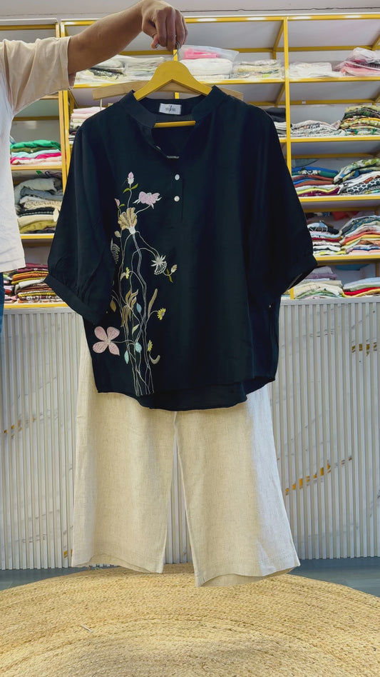 BLACK SIDE EMBROIDERY CASUAL TOP WITH LINEN PANT SET