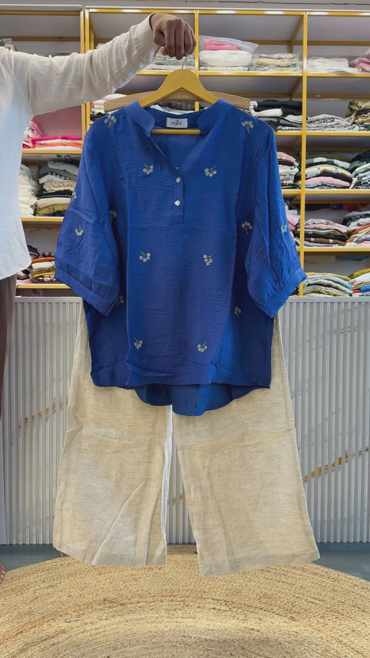BLUE CASUAL EMBROIDERY TOP WITH LINEN COMFORTABLE PANT SET