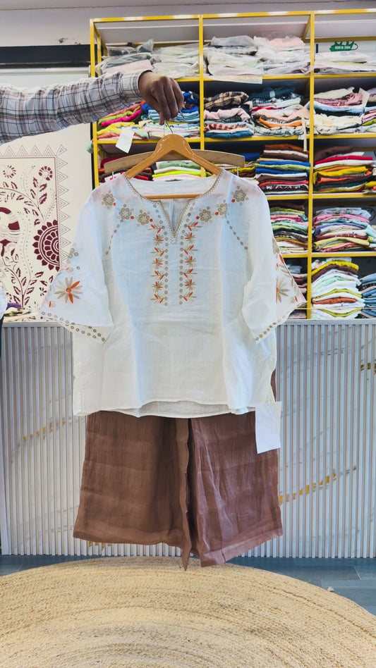 WHITE EMBROIDERY LINEN TOP  WITH LINEN COMFORTABLE PANT SET
