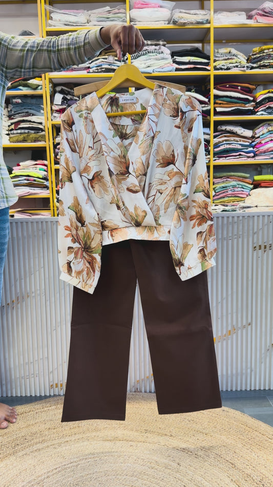 PRINTED CROP TOP  WITH STRAIGHT STRETCHABLE TROUSER PANT SET