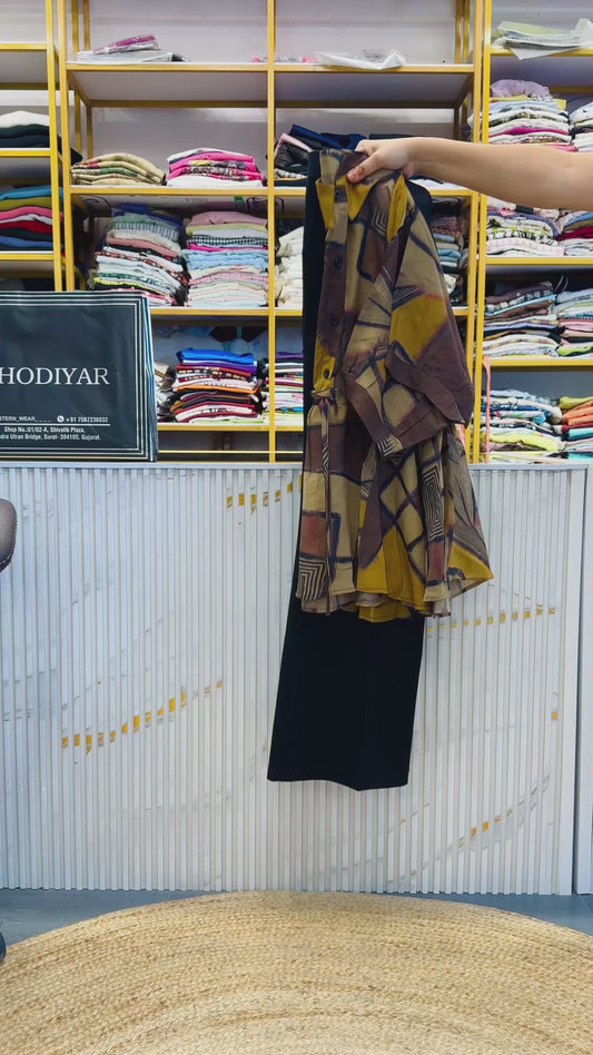 PRINTED FRONT KNOT TOP  WITH STRAIGHT PANT SET