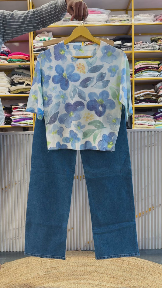 SOFT KNITTING PRINT TOP WITH STRAIGHT DENIM PANT SET