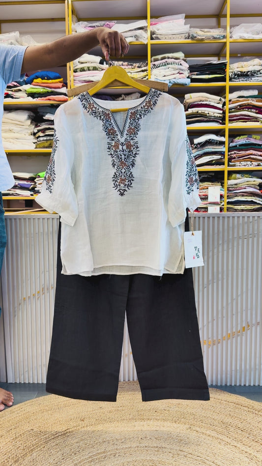 EMBROIDERY LINEN TOP WITH LINEN PANT SET